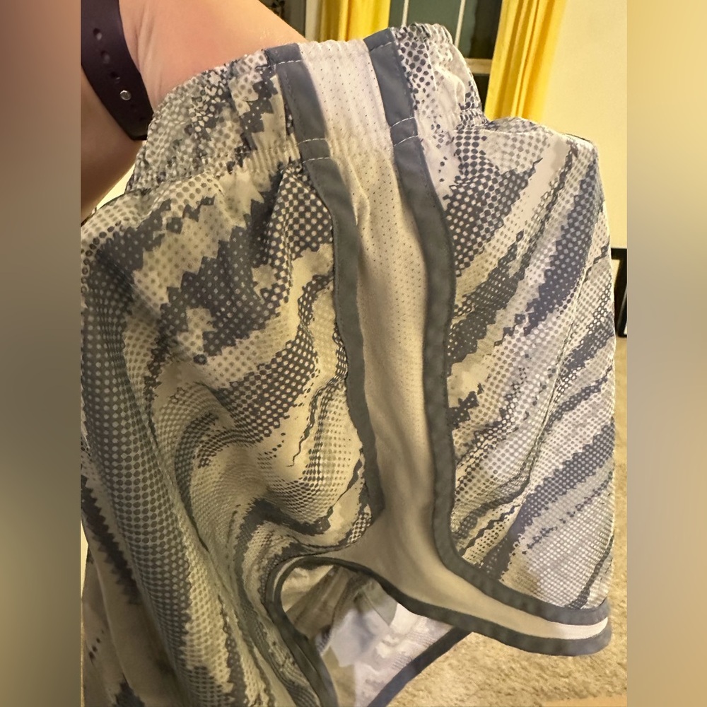 Nike Women's Athletic Shorts in Navy and White Abstract Print - Picture 3 of 3